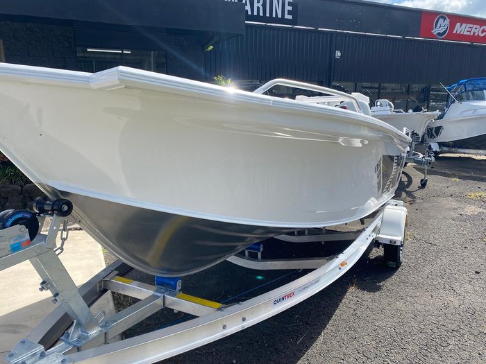 2025 QUINTREX 520 Top Ender Pro