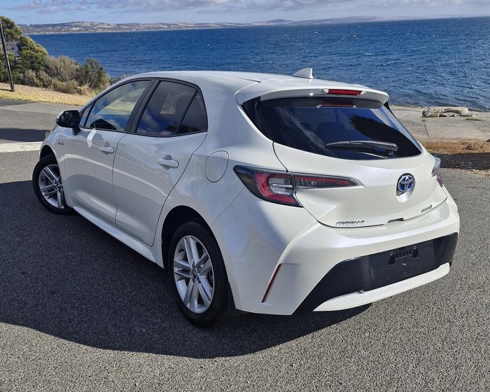 2018 Toyota Corolla Ascent Sport Hybrid