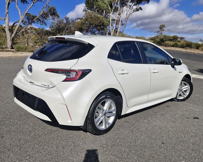 2018 Toyota Corolla Ascent Sport Hybrid