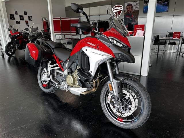 2023 Ducati Multistrada V4S Multistrada Red
