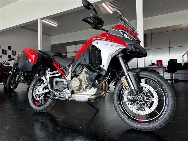 2023 Ducati Multistrada V4S Multistrada Red