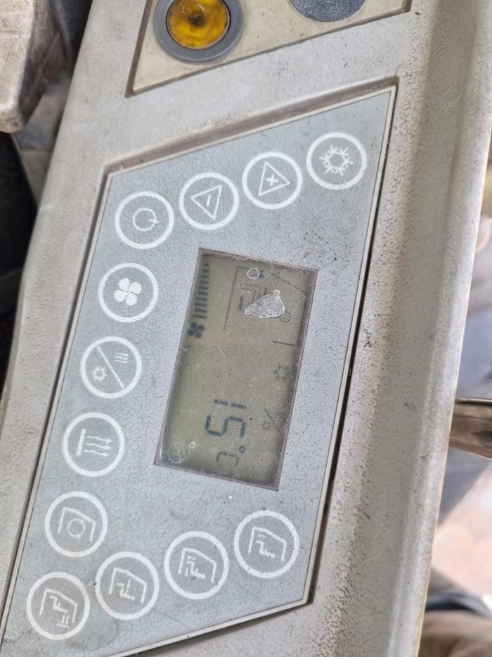 2011 Liebherr Lh40 Yellow