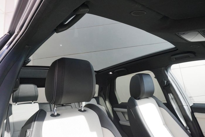 2024 Land Rover Discovery Sport P250 Dynamic SE