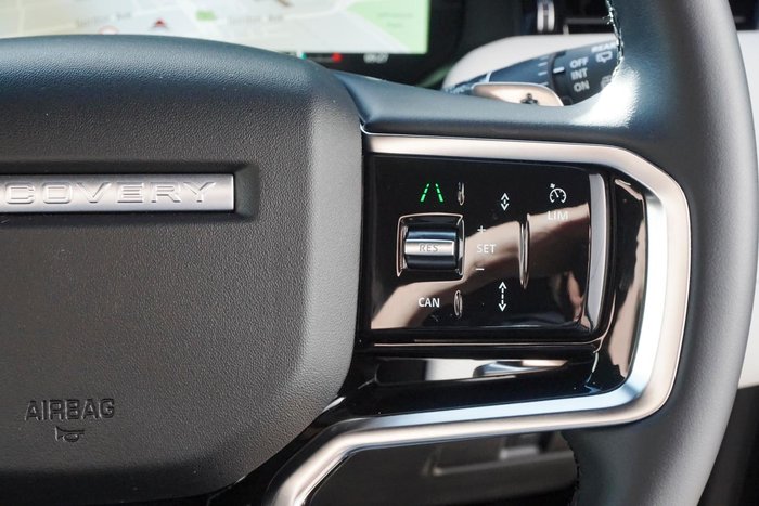 2024 Land Rover Discovery Sport P250 Dynamic SE
