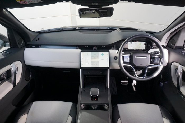 2024 Land Rover Discovery Sport P250 Dynamic SE