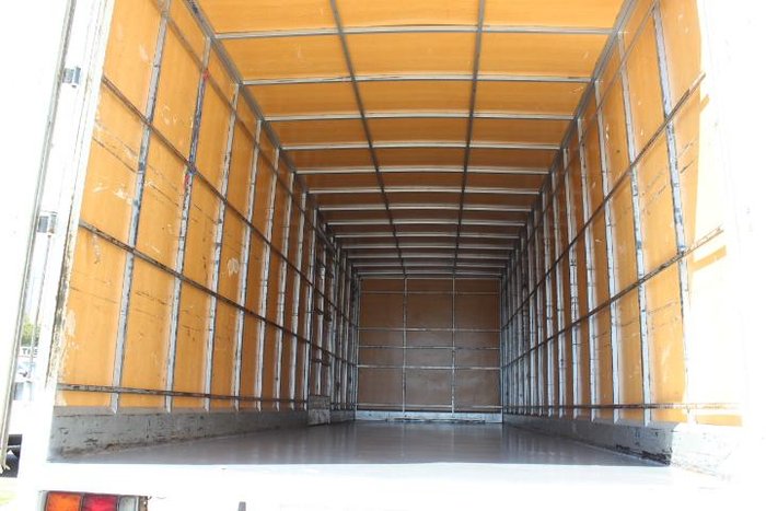 2015 Fuso Fighter 1627 WHITE