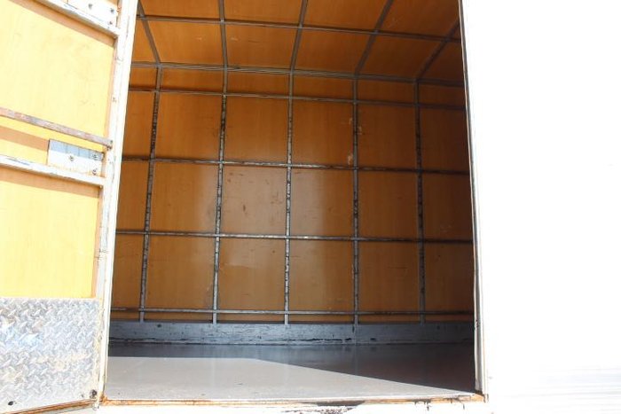 2015 Fuso Fighter 1627 WHITE