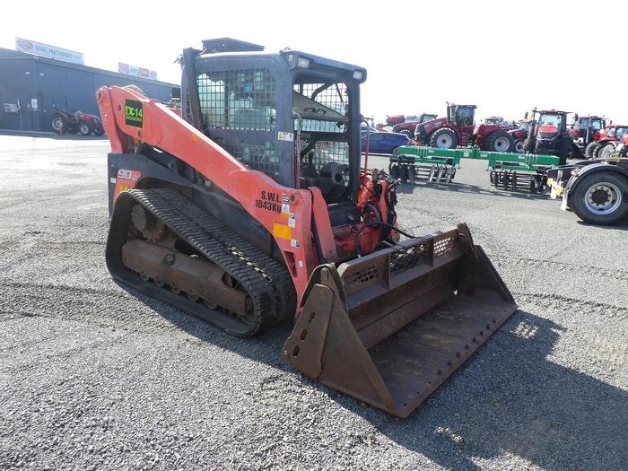 Kubota SVL90 2