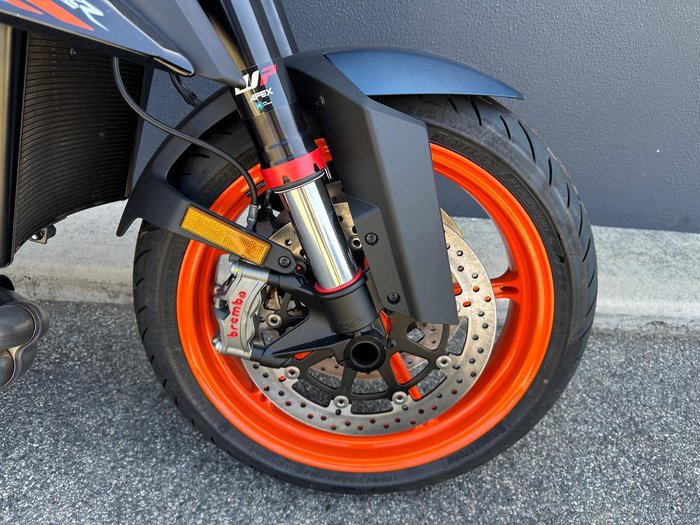2023 KTM 1290 Super Duke R Super Duke Black