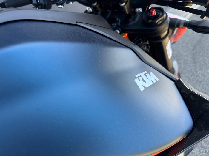 2023 KTM 1290 Super Duke R Super Duke Black