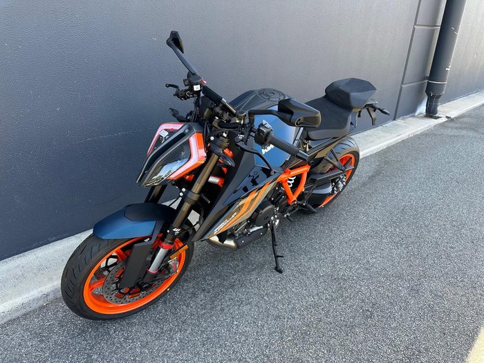 2023 KTM 1290 Super Duke R Super Duke Black
