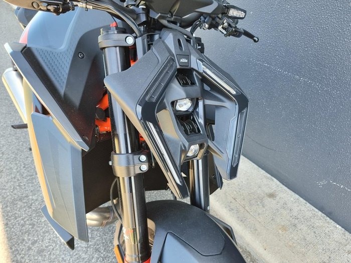 2024 KTM 1390 Super Duke R Super Duke Orange