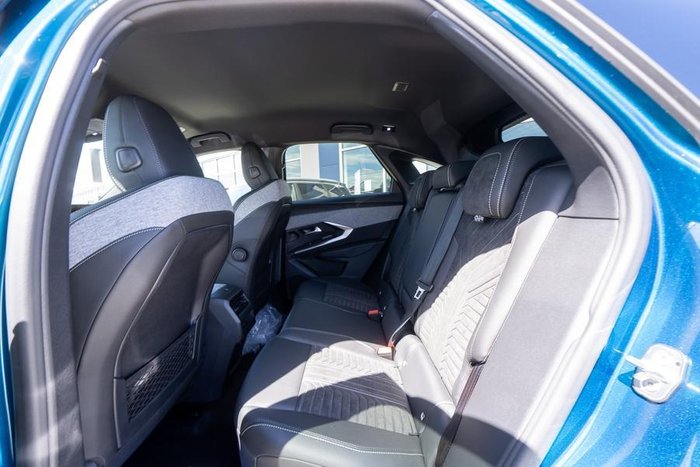 2024 Peugeot 3008 GT Premium Hybrid