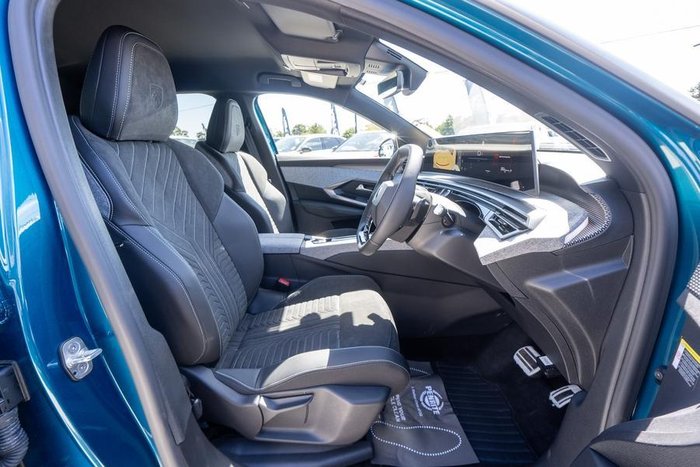 2024 Peugeot 3008 GT Premium Hybrid