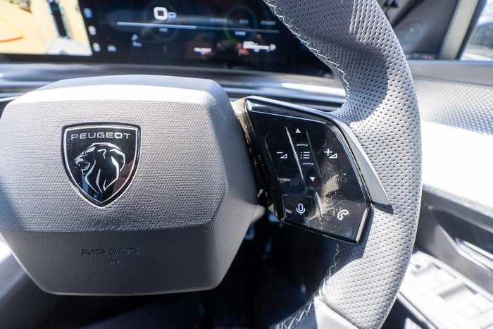 2024 Peugeot 3008 GT Premium Hybrid