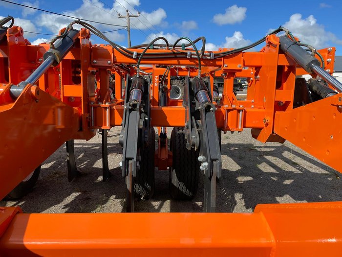 TTQ Super Raptor Deep Ripper