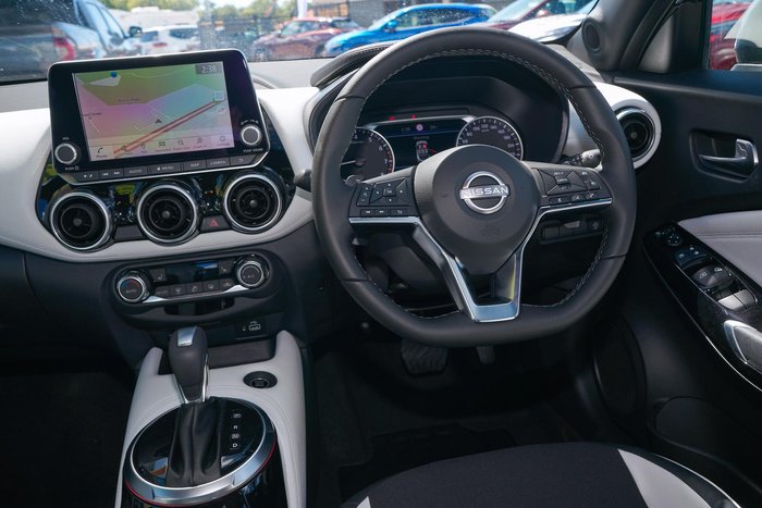 2023 Nissan JUKE ST-L+