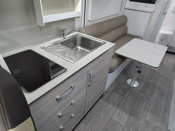 2025 Avida Leura