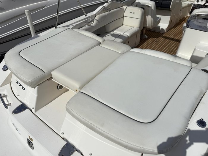 2007 Sea Ray 270 SLX