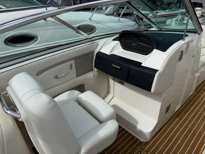 2007 Sea Ray 270 SLX