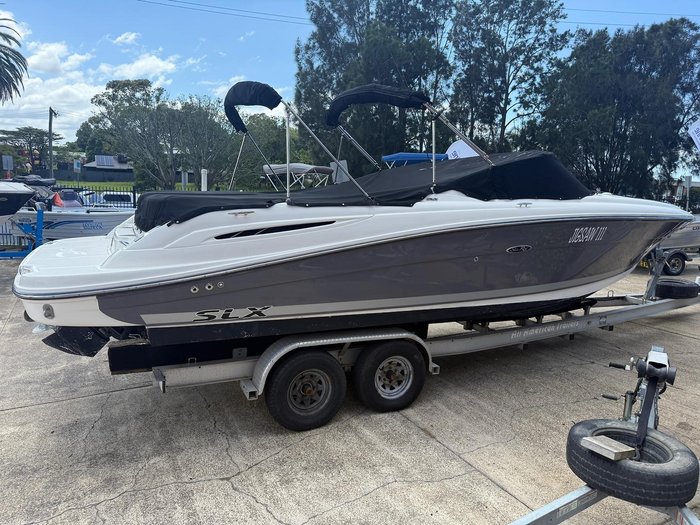 2007 Sea Ray 270 SLX