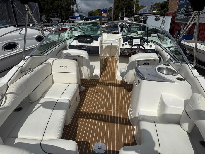 2007 Sea Ray 270 SLX