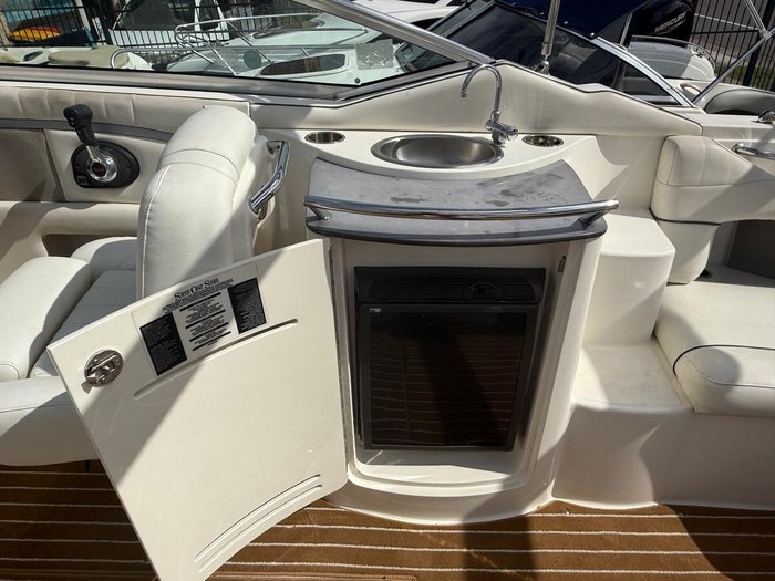 2007 Sea Ray 270 SLX