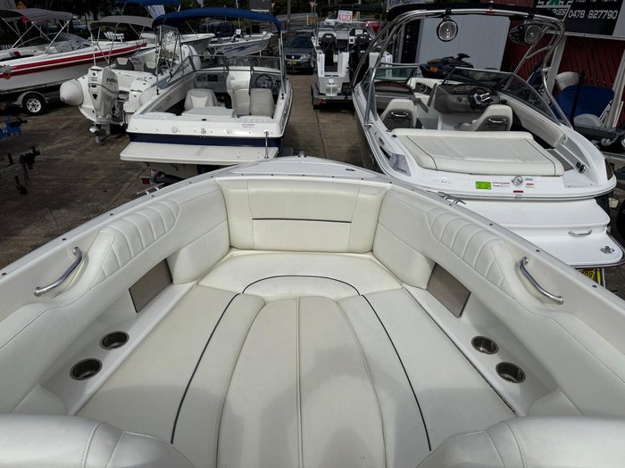 2007 Sea Ray 270 SLX