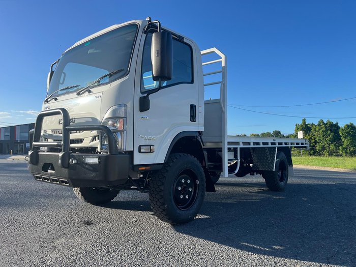 2024 Isuzu N Series NPS 75/45-155 White