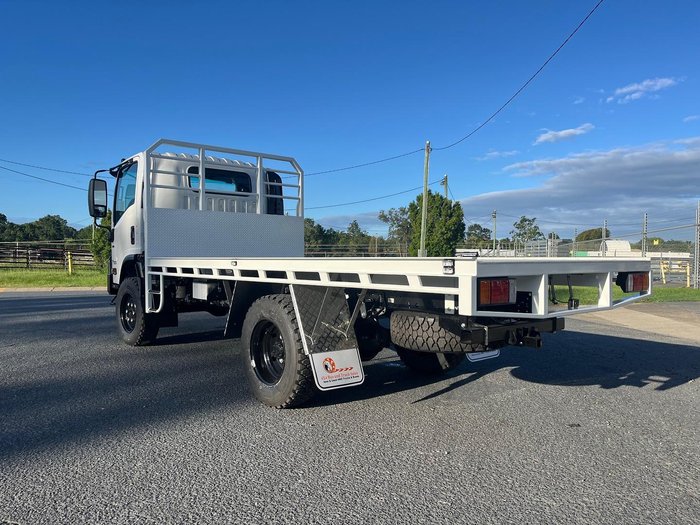 2024 Isuzu N Series NPS 75/45-155 White