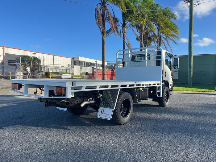 2024 Isuzu N Series NPS 75/45-155 White