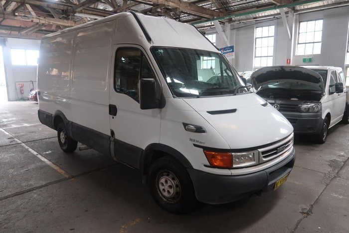 2006 Iveco Daily 35S14 HPT White