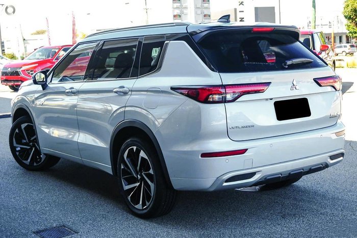 2024 Mitsubishi Outlander PHEV Exceed Tourer