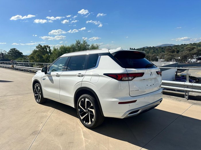 2024 Mitsubishi Outlander PHEV Exceed ZM MY24 AWD White