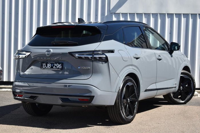 2025 Nissan QASHQAI N-DESIGN e-POWER J12 MY25 Ceramic Grey with Onyx Black Roof