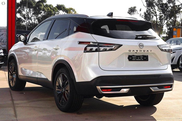 2025 Nissan QASHQAI Ti J12 MY25 Pearl White with Onyx Black Roof
