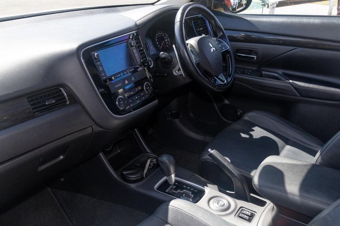 2016 Mitsubishi Outlander Exceed