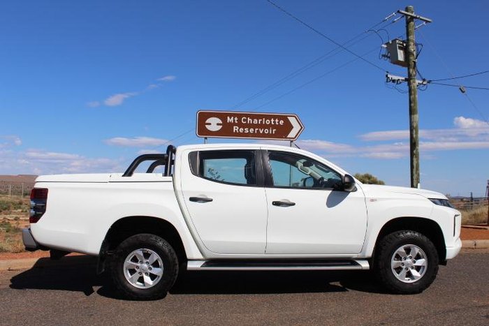 2019 Mitsubishi Triton GLX+