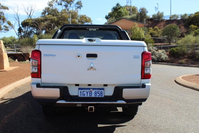 2019 Mitsubishi Triton GLX+