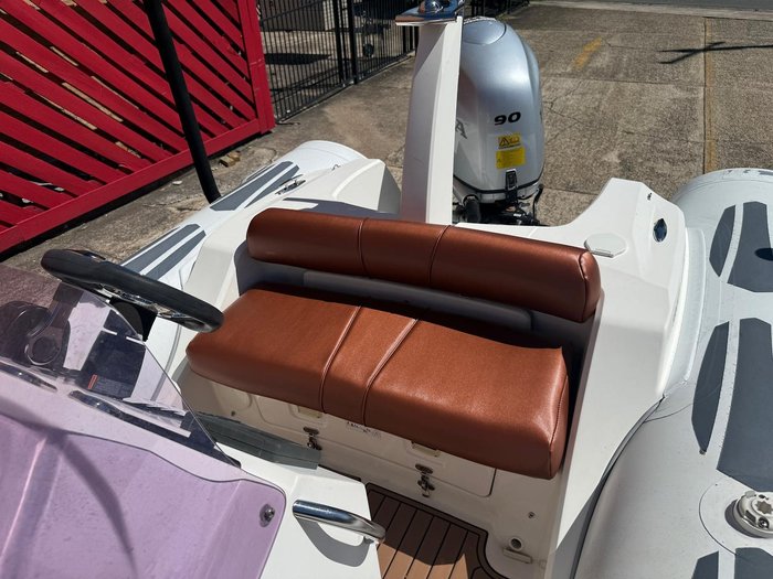 2014 Brig Eagle 480