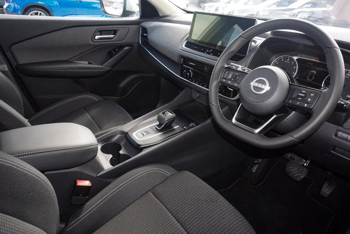 2025 Nissan QASHQAI ST-L