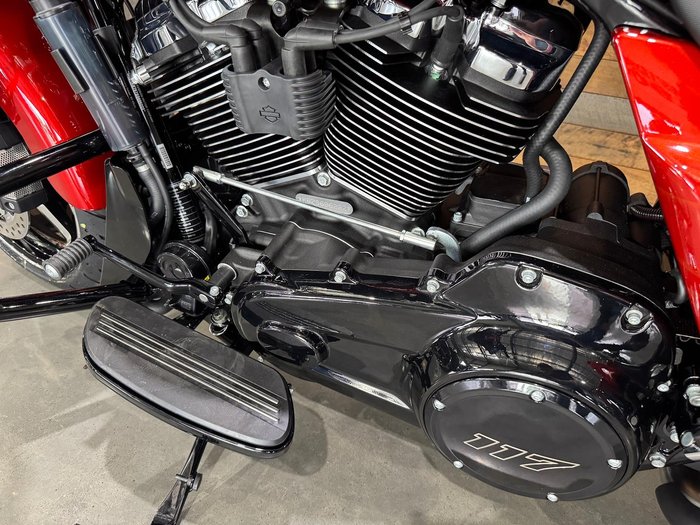 2025 Harley-Davidson Street Glide 117 (FLHX) Touring