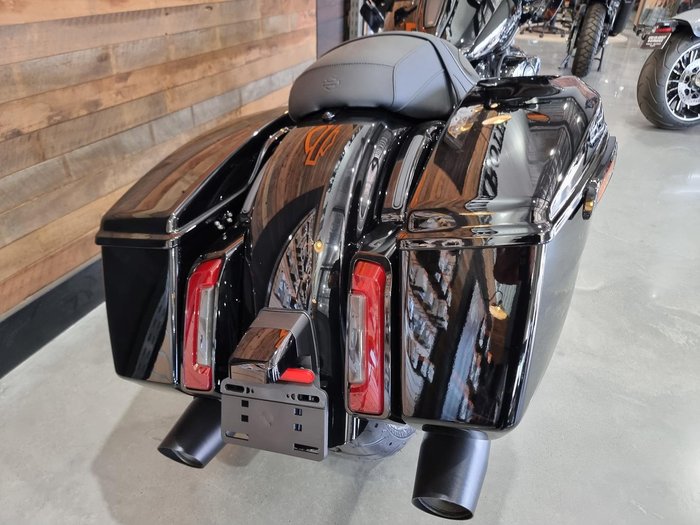 2025 Harley-Davidson Road Glide 117 (FLTRX) Touring Black