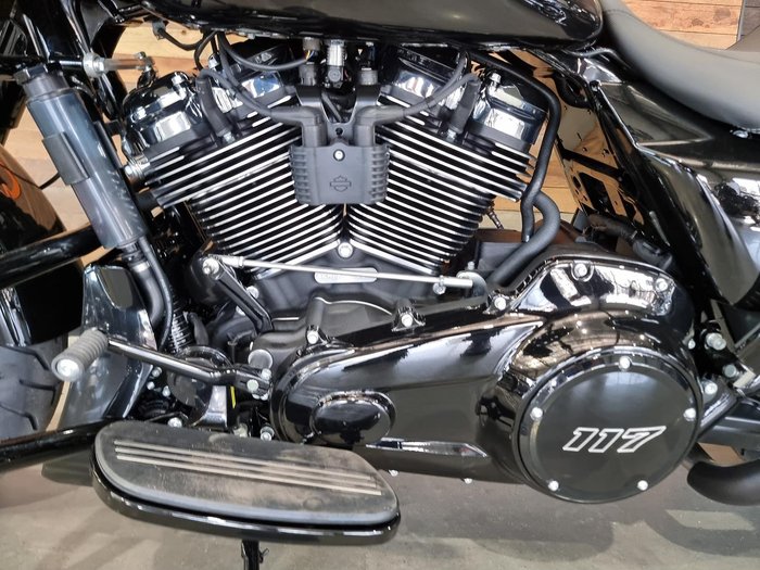 2025 Harley-Davidson Road Glide 117 (FLTRX) Touring Black