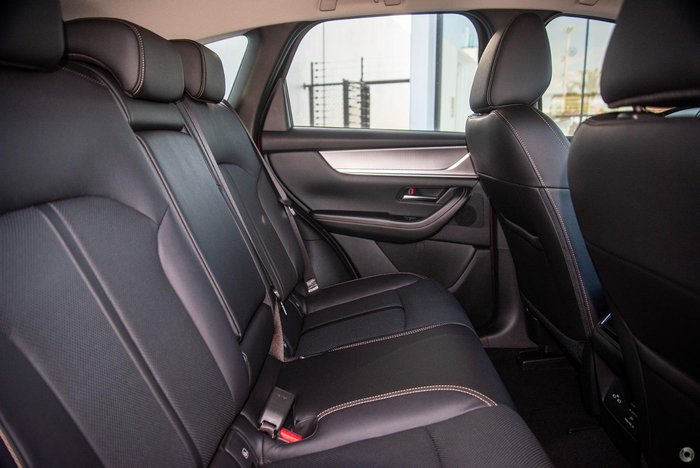 2025 Mazda CX-60 P50e Evolve
