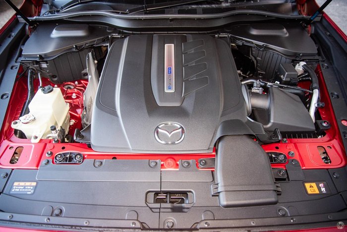 2025 Mazda CX-60 P50e Evolve