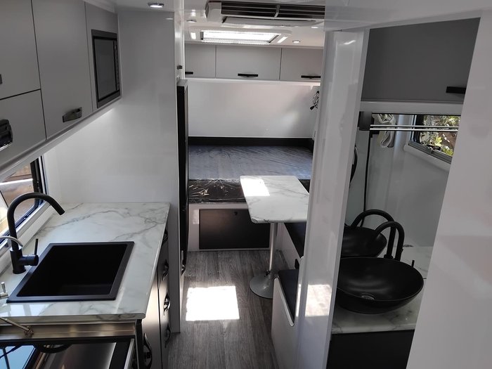 2025 Snowy River Srt18f Off Road Full Ensuite Family Van Final Price!