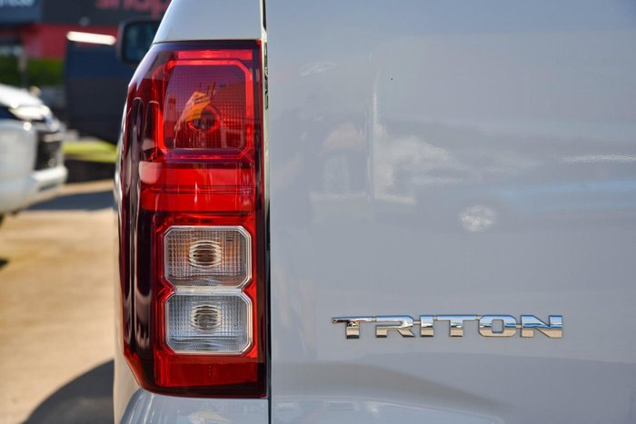 2024 Mitsubishi Triton GLX-R