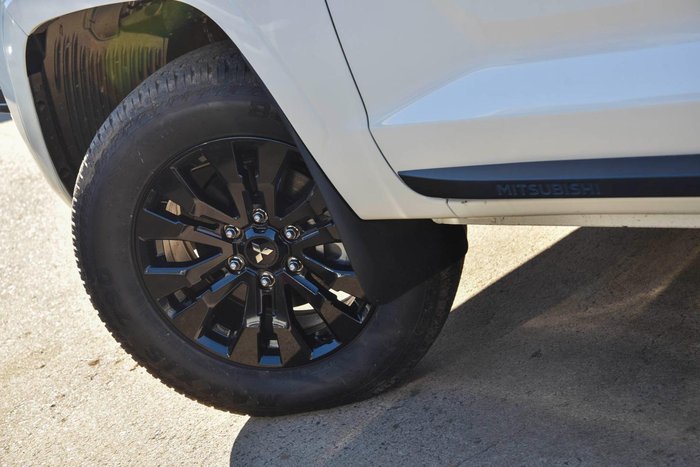 2024 Mitsubishi Triton GLX-R