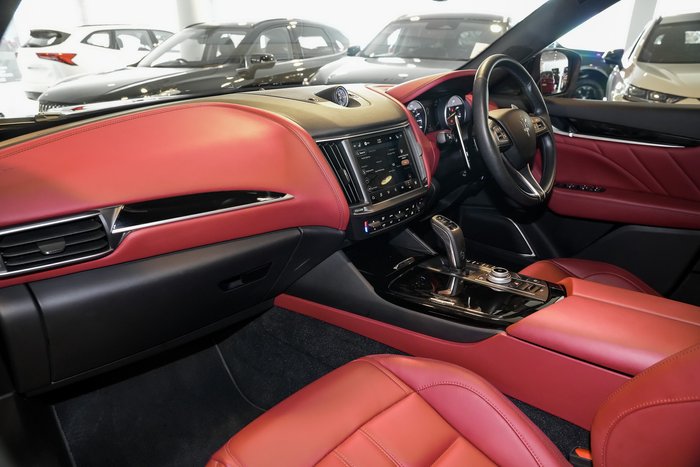 2022 Maserati Levante Modena